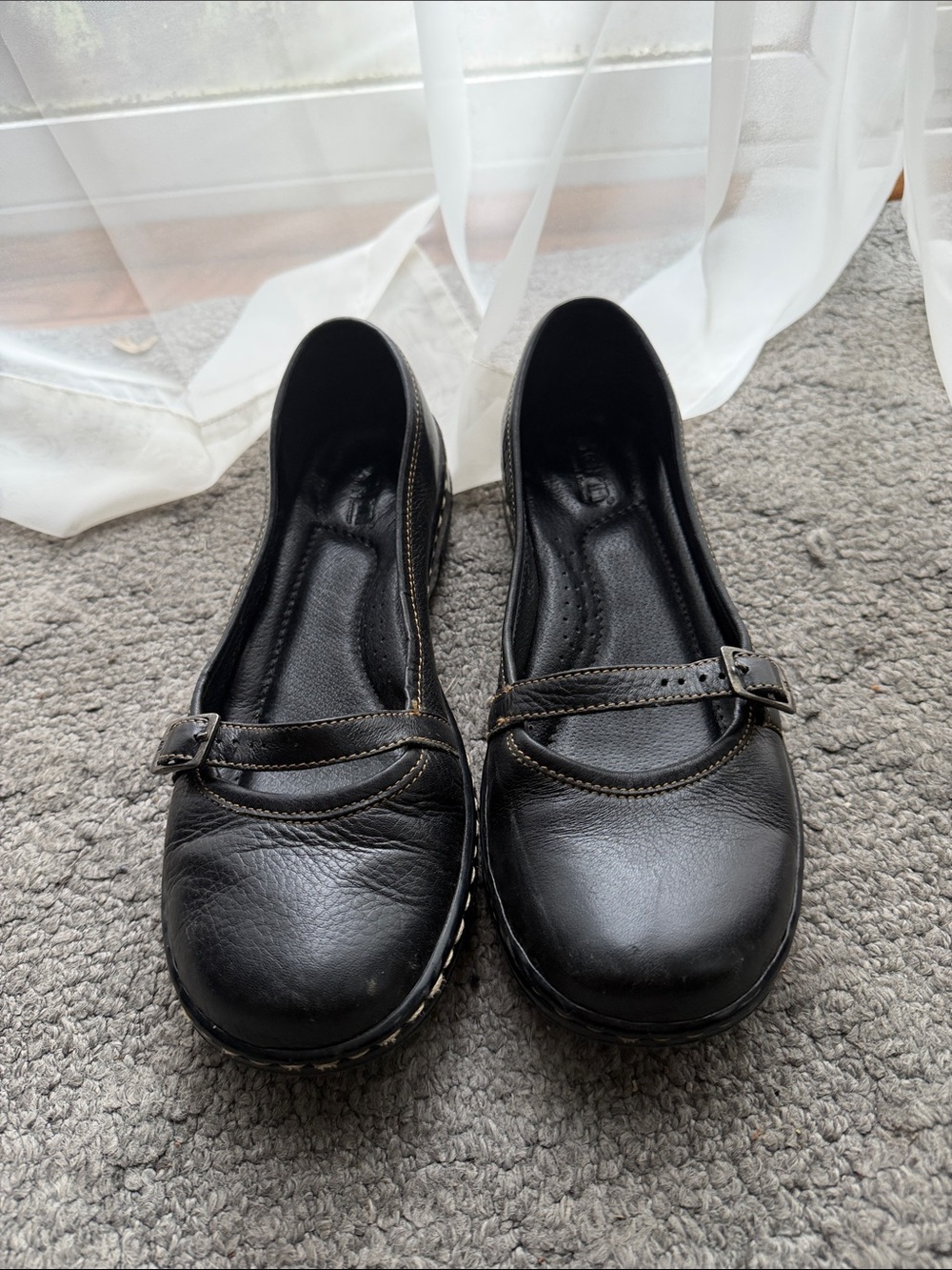 Börn Black Leather Mary Jane Flats / Comfort Shoes.